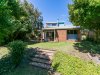 https://images.listonce.com.au/custom/l/listings/37-rocklea-drive-torquay-vic-3228/709/00473709_img_13.jpg?vtl7PIiuVDM