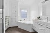 https://images.listonce.com.au/custom/l/listings/43-percy-street-newtown-vic-3220/101/01724101_img_08.jpg?oRT2OoovA4o