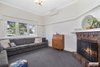 https://images.listonce.com.au/custom/l/listings/46-saffron-street-newtown-vic-3220/340/00435340_img_10.jpg?OmQkcMypMog