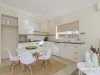 https://images.listonce.com.au/custom/l/listings/48-clarendon-street-newtown-vic-3220/956/00473956_img_04.jpg?Q07Gq9DBMO0