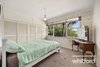 https://images.listonce.com.au/custom/l/listings/6-ardlui-drive-newtown-vic-3220/642/01851642_img_11.jpg?OLTOyGysVZ0