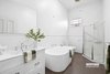 https://images.listonce.com.au/custom/l/listings/6-helen-street-rippleside-vic-3215/626/01719626_img_10.jpg?JG4oB3i6Mh0