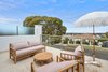 https://images.listonce.com.au/custom/l/listings/64-austin-street-newtown-vic-3220/414/01701414_img_06.jpg?isZEnzFboU4