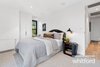 https://images.listonce.com.au/custom/l/listings/7-queens-road-newtown-vic-3220/839/01922839_img_03.jpg?IaoTGTDv66M