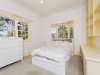 https://images.listonce.com.au/custom/l/listings/8-frank-street-newtown-vic-3220/520/00473520_img_13.jpg?2dTGUIHUCl0