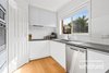 https://images.listonce.com.au/custom/l/listings/8-waiora-avenue-hamlyn-heights-vic-3215/640/01947640_img_02.jpg?mR1IGnd3ozc