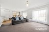 https://images.listonce.com.au/custom/l/listings/8-waiora-avenue-hamlyn-heights-vic-3215/640/01947640_img_03.jpg?1t6NcZxAaQc