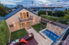 https://images.listonce.com.au/custom/l/listings/86-maud-street-geelong-vic-3220/159/00377159_img_08.jpg?bBBQhNRGQJc