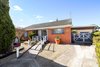 https://images.listonce.com.au/custom/l/listings/9-glenda-court-bairnsdale-vic-3875/290/01989290_img_01.jpg?RPoLlenIzoo