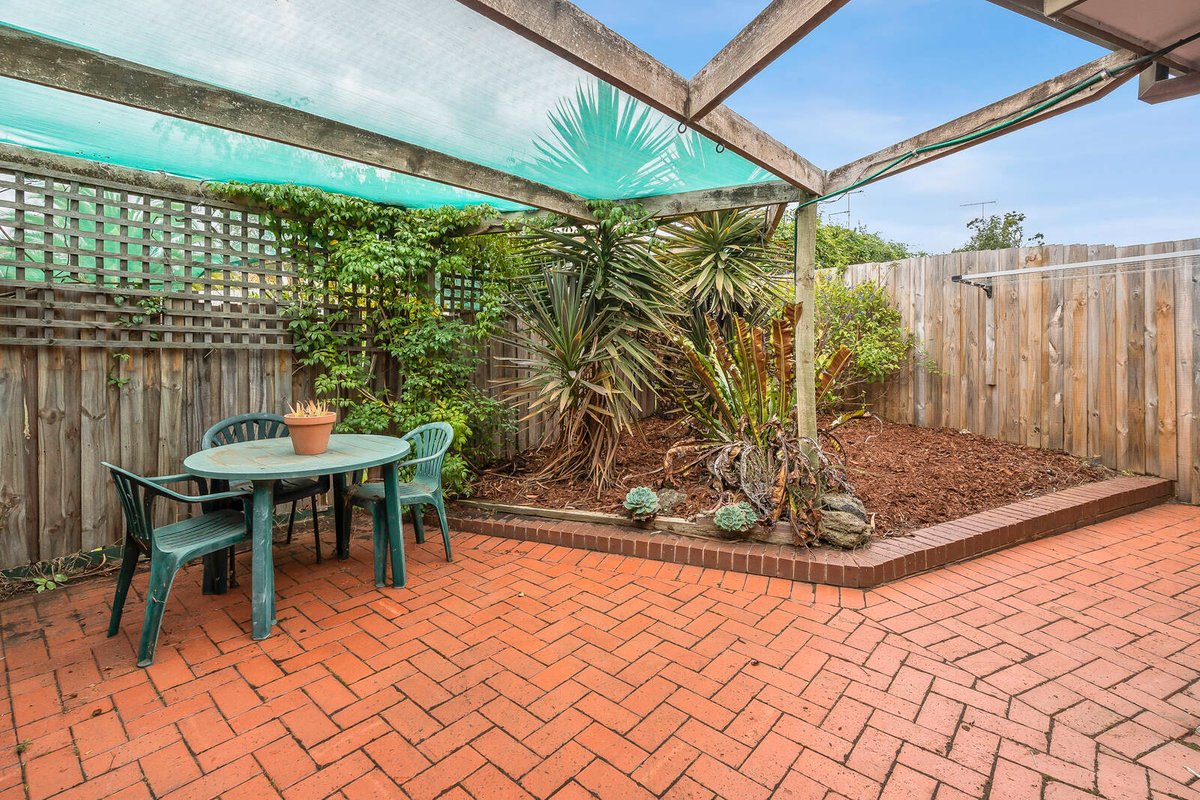 1 & 2 / 7 Birdie Court North Geelong - Residential for sale