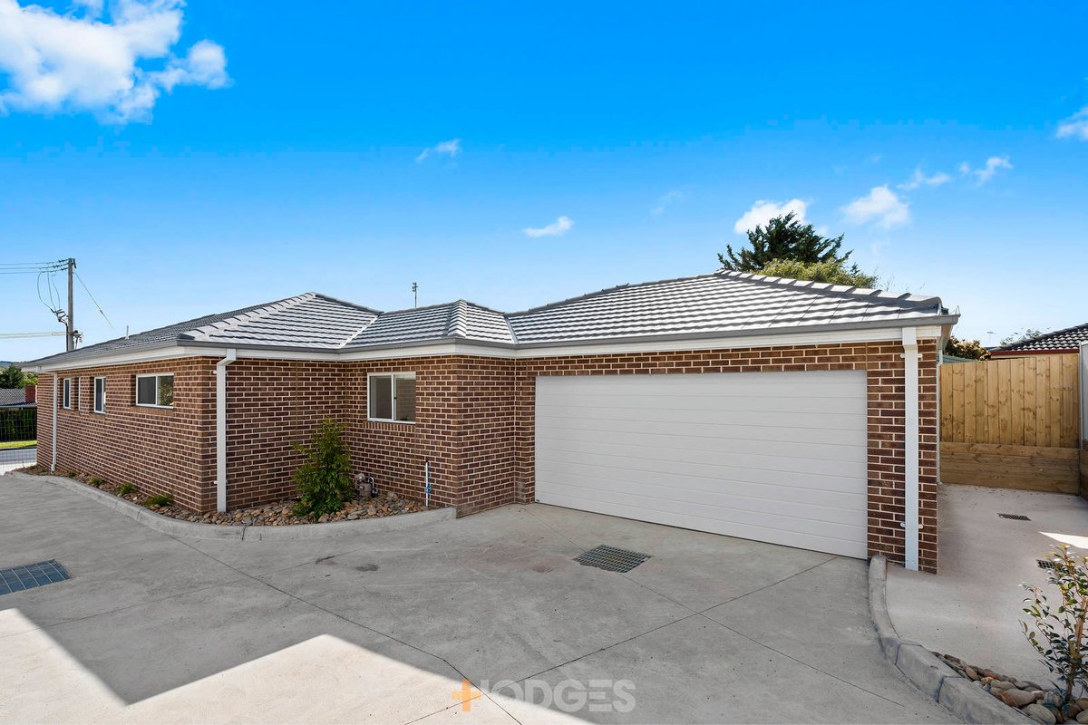 1-3 / 31 Meadowvale Drive Grovedale - Residential for sale