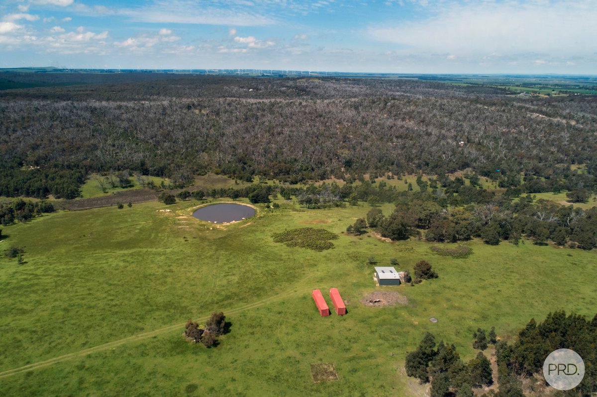 1 Arnolds Road, DEREEL VIC 3352