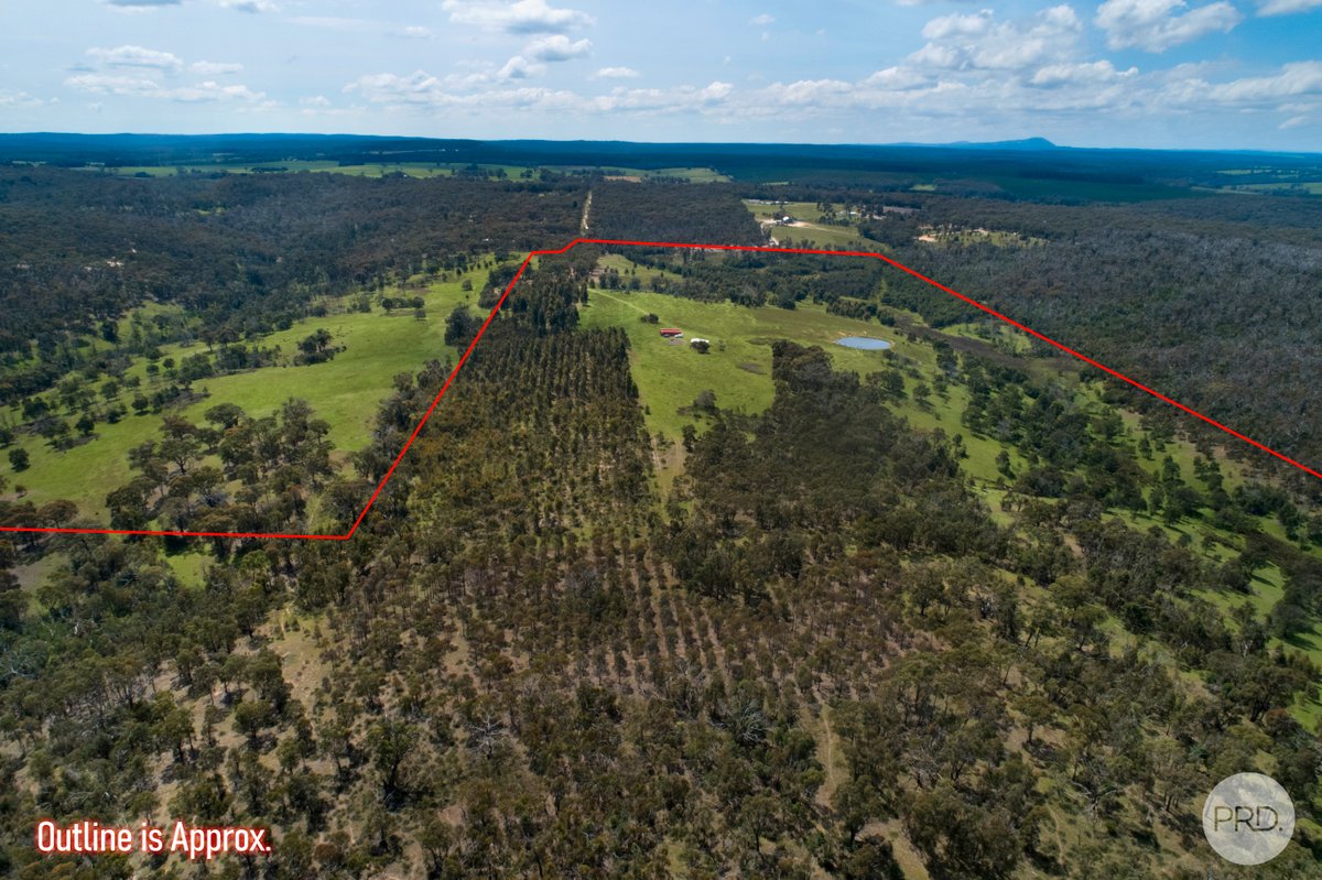 1 Arnolds Road, DEREEL VIC 3352