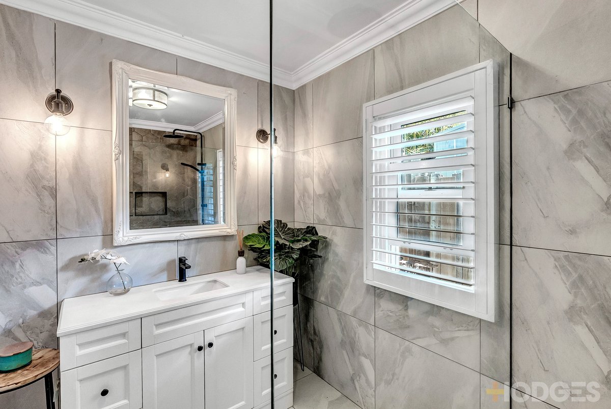 1 Carrier Avenue Parkdale - Residential for sale
