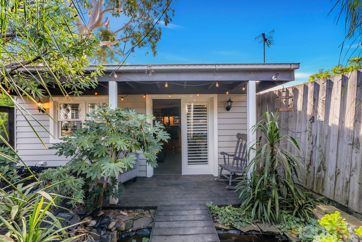 1 Carrier Avenue Parkdale - Residential for sale