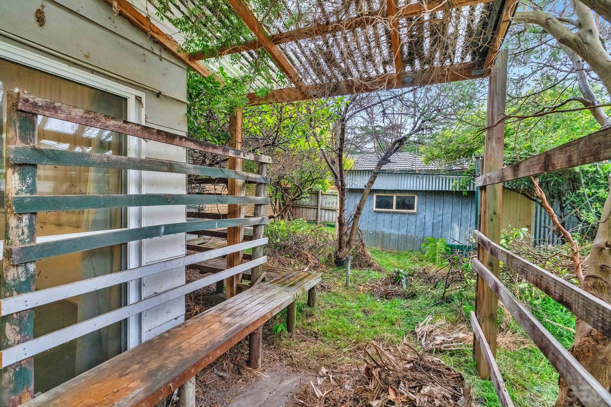 1 Cherrington Court Parkdale - Residential for sale