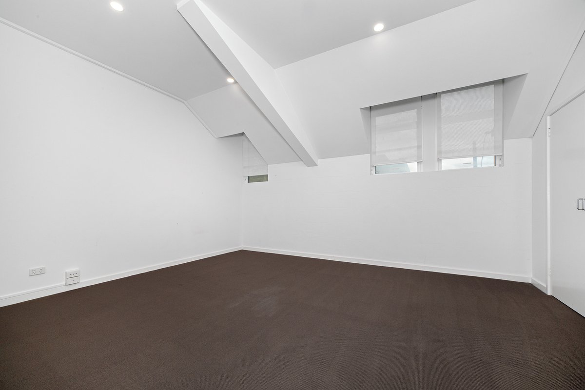 1 Cochrane Street Brighton - Residential for lease