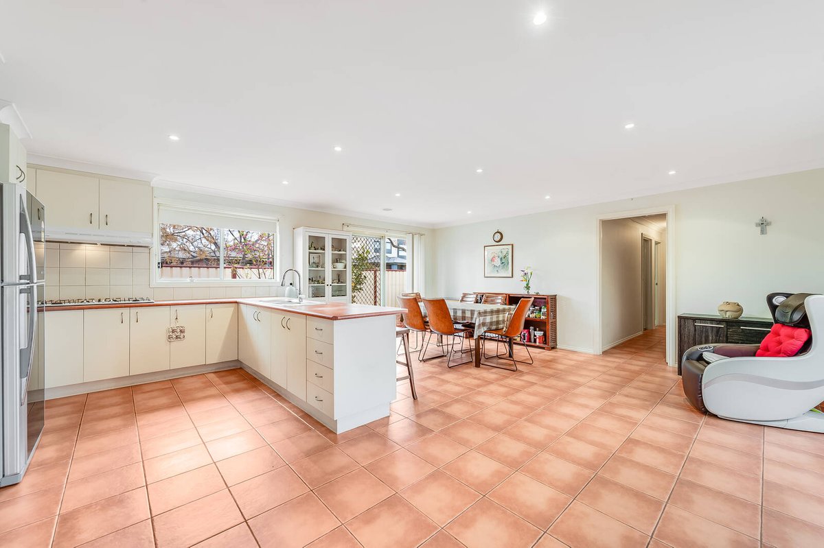 1 Cootamundra Court Werribee - Residential for sale