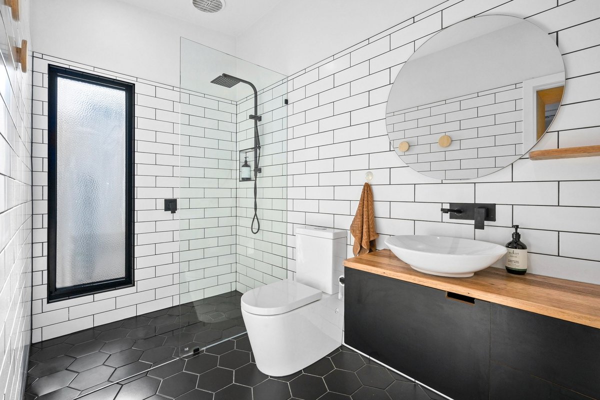 1 Hodgson Street Geelong West - Residential for sale