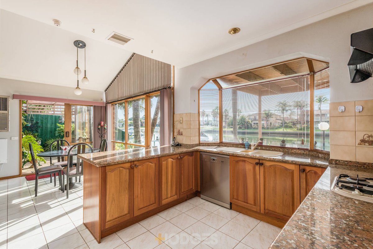 1 Keeling Court Patterson Lakes - Residential for sale