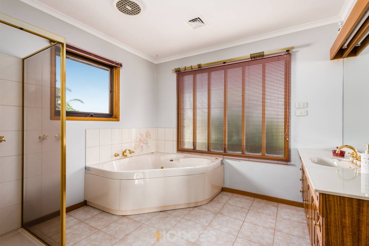 1 Keeling Court Patterson Lakes - Residential for sale