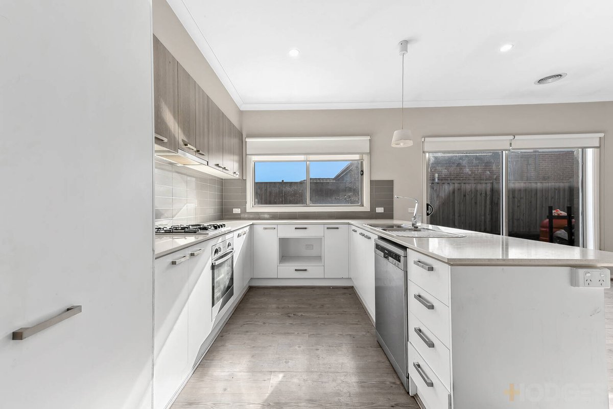 1 Leak Avenue Cranbourne East - Residential for sale