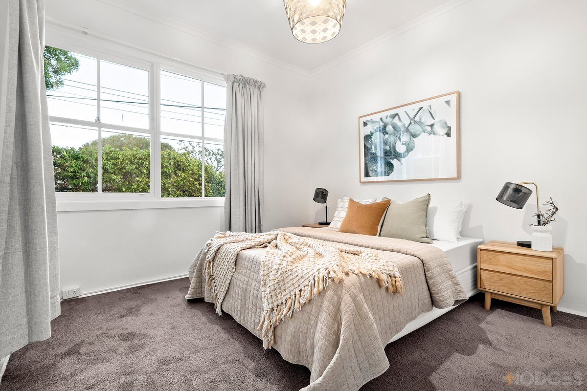 1 Lonsdale Avenue Hampton East - Residential for sale