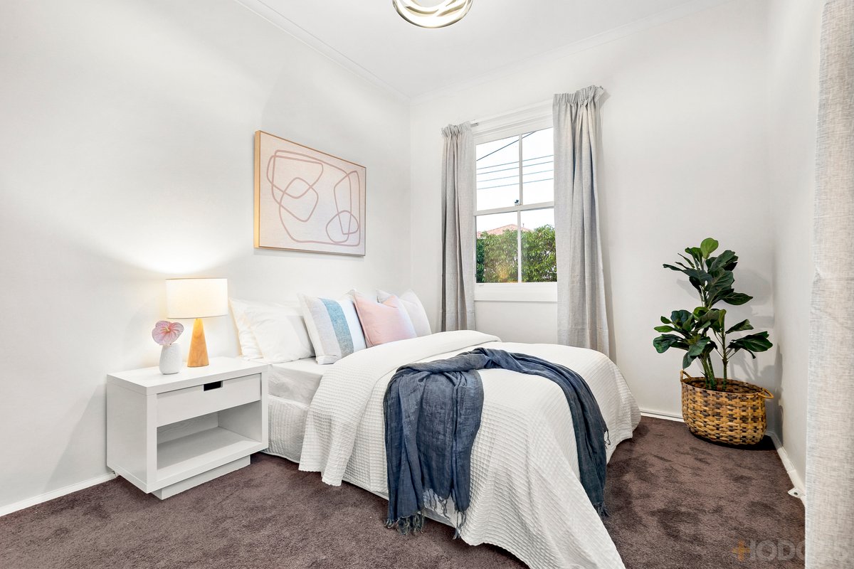 1 Lonsdale Avenue Hampton East - Residential for sale
