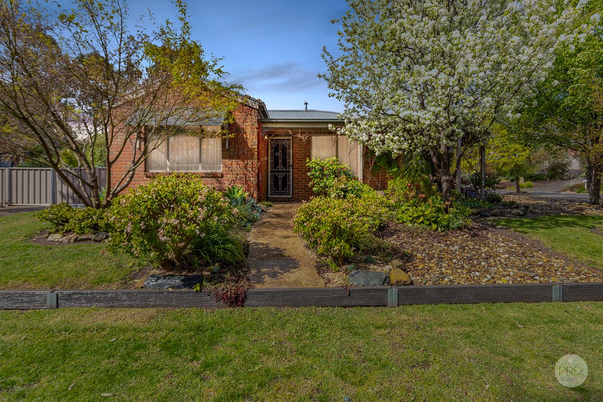 1 Lyndale Court, FLORA HILL VIC 3550