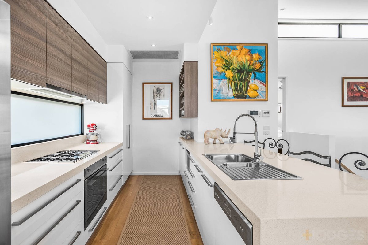 1 Newington Parade Chelsea - Residential for sale