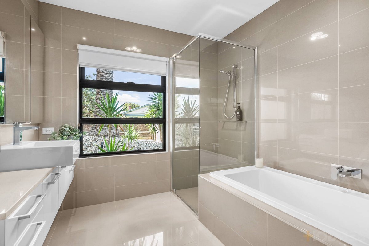 1 Newington Parade Chelsea - Residential for sale