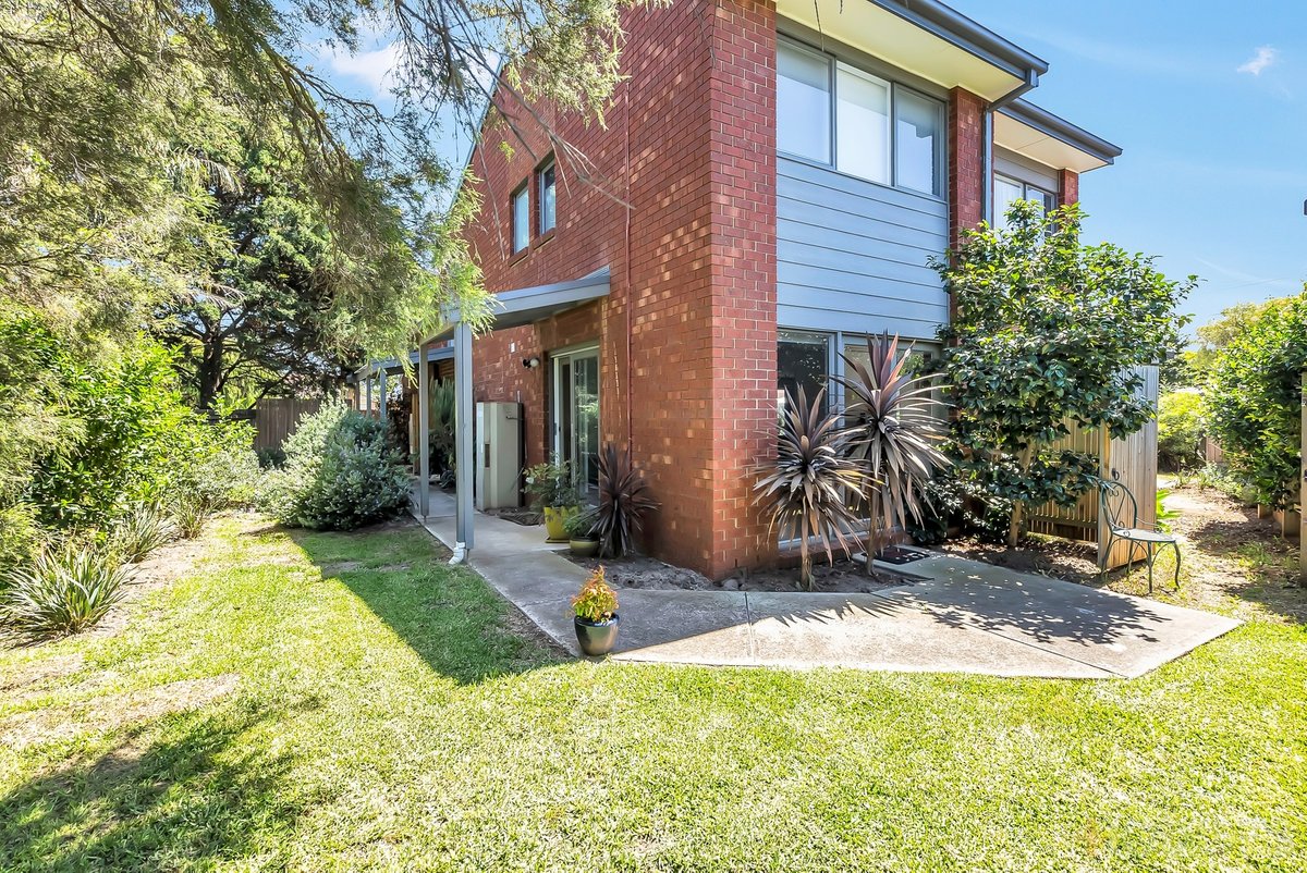 1 Noora Court Aspendale - Residential for sale