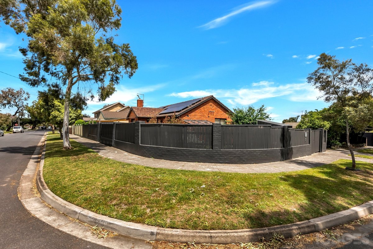 1 O’Connor Crescent Hampton East - Residential for sale