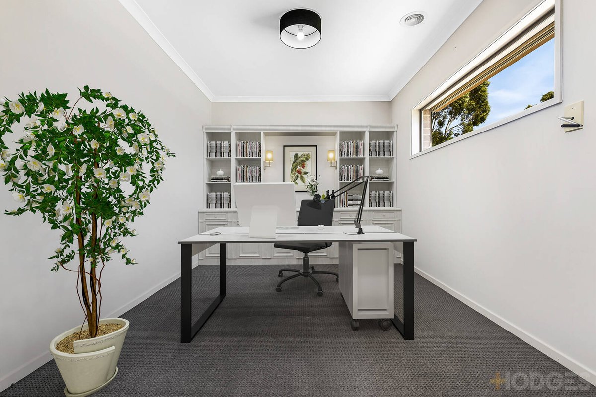 1 Pilmer Place Cranbourne East - Residential for sale