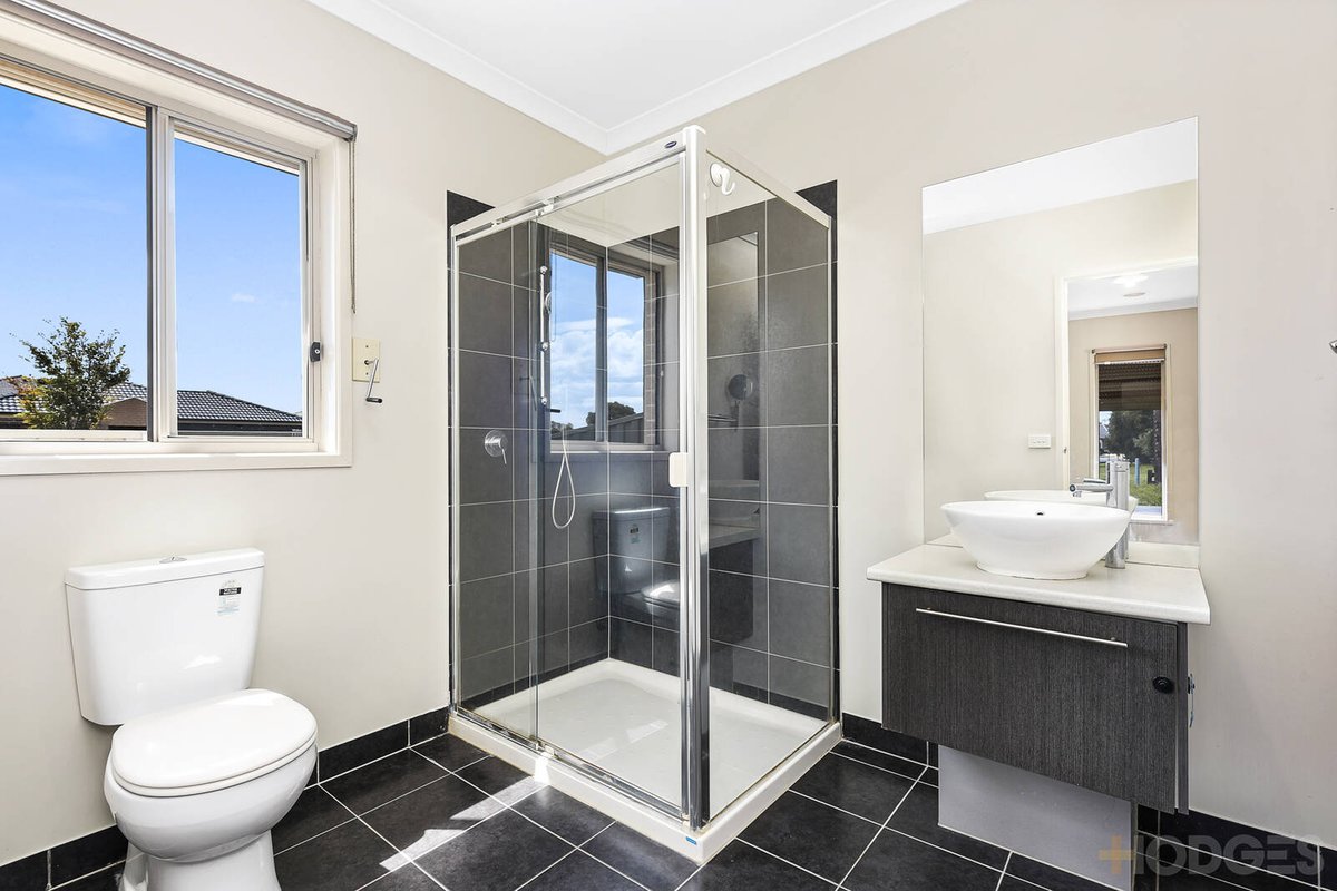1 Pilmer Place Cranbourne East - Residential for sale