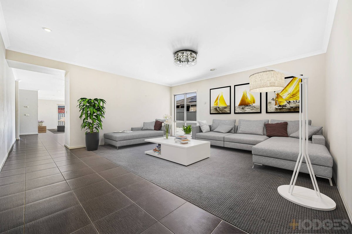 1 Pilmer Place Cranbourne East - Residential for sale