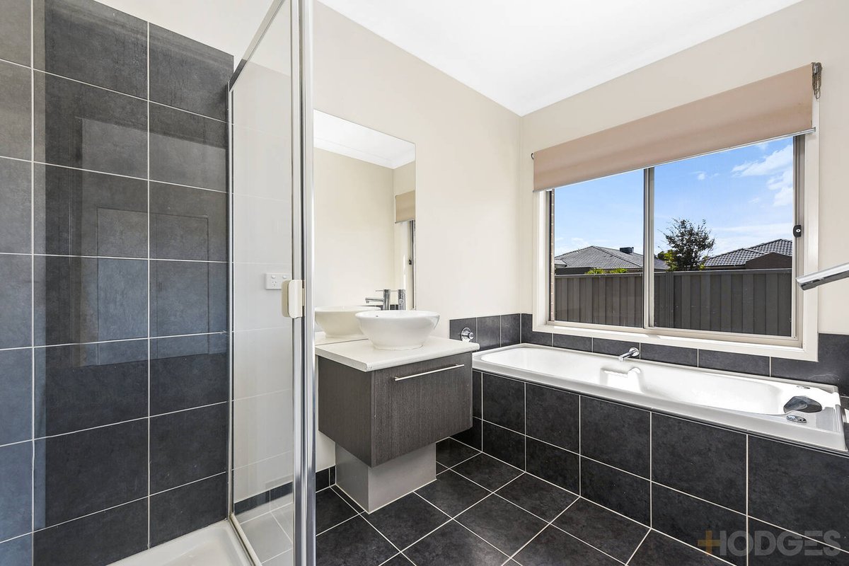 1 Pilmer Place Cranbourne East - Residential for sale