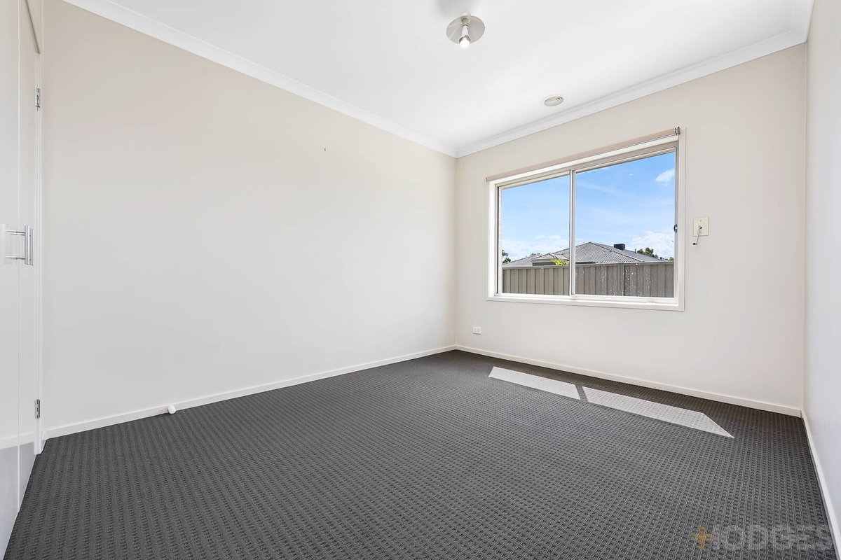1 Pilmer Place Cranbourne East - Residential for sale