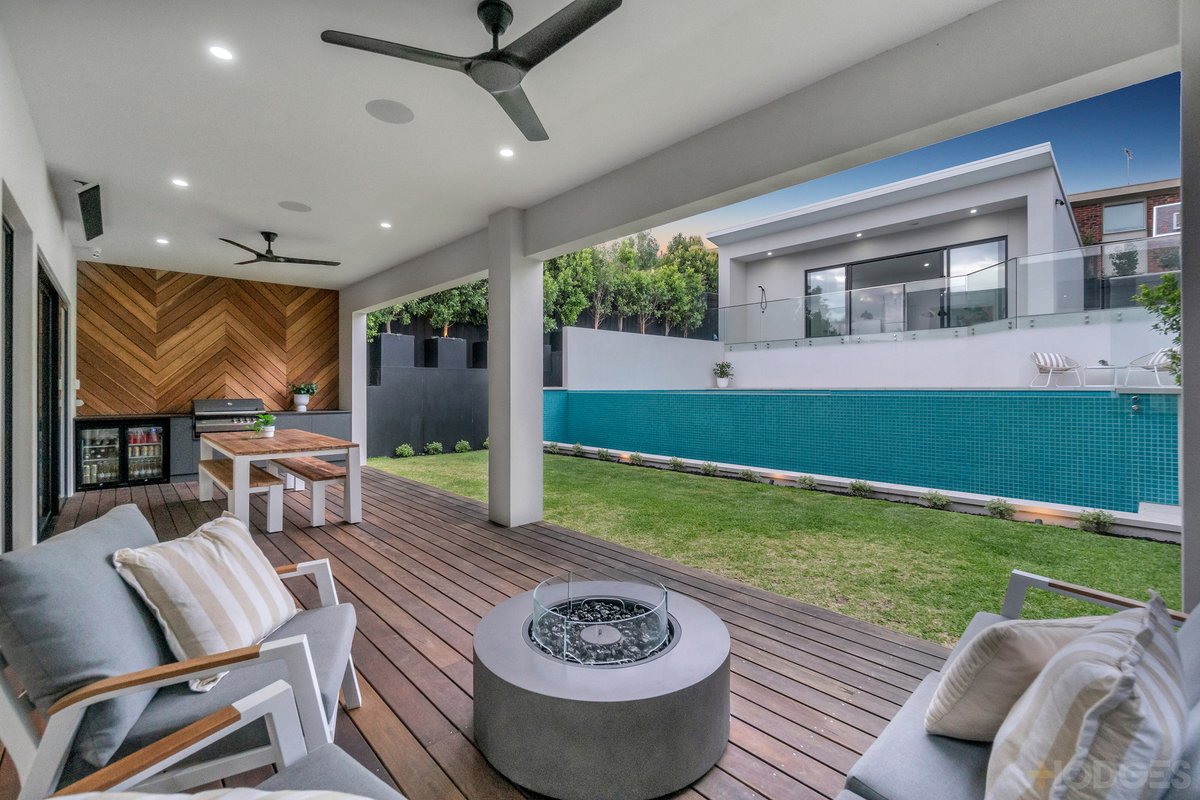 1 Royal Parade Parkdale - Residential for sale