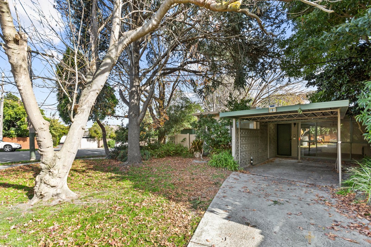 1 Tandara Court Black Rock - Residential for sale