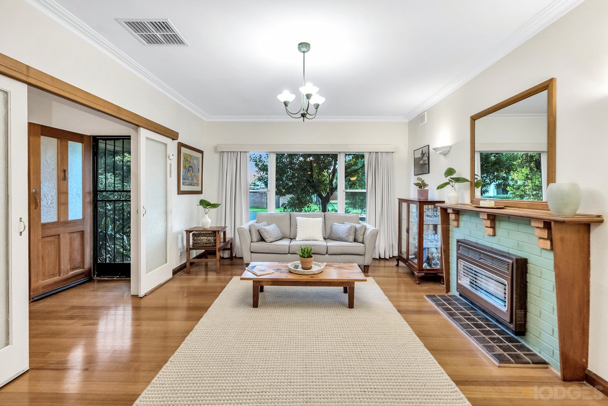 1 Tanti Street Cheltenham - Residential for sale