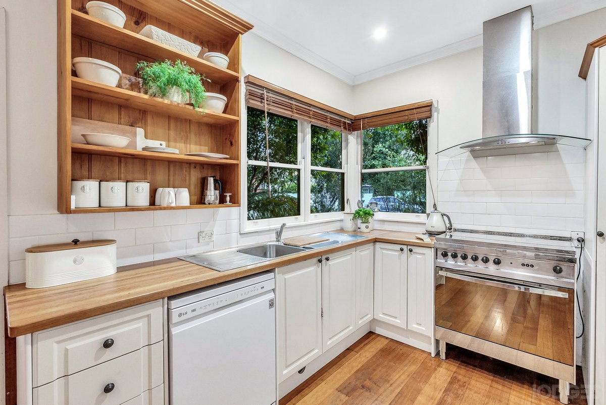 1 Tanti Street Cheltenham - Residential for sale