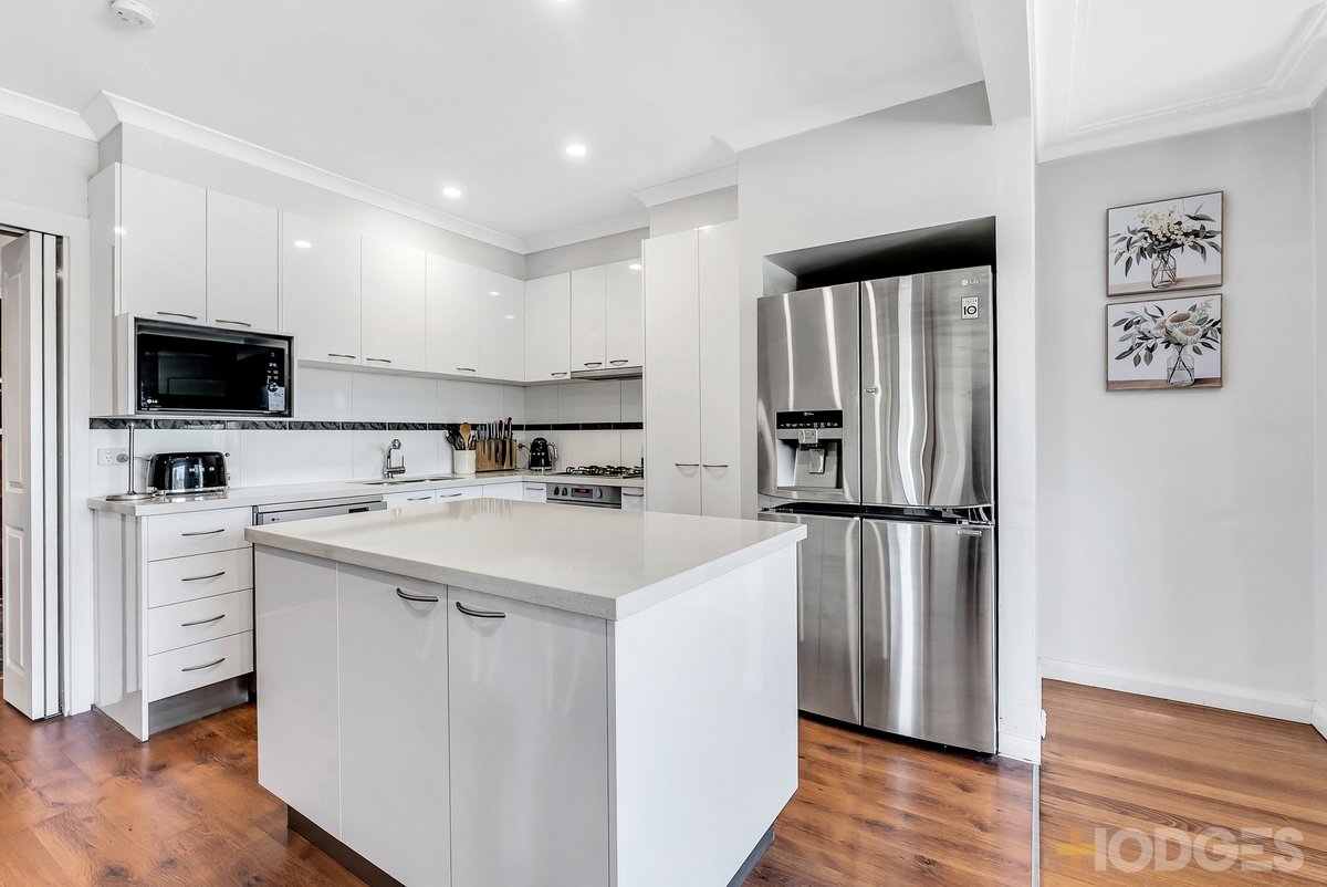 1 Third Avenue Chelsea Heights - Residential for sale