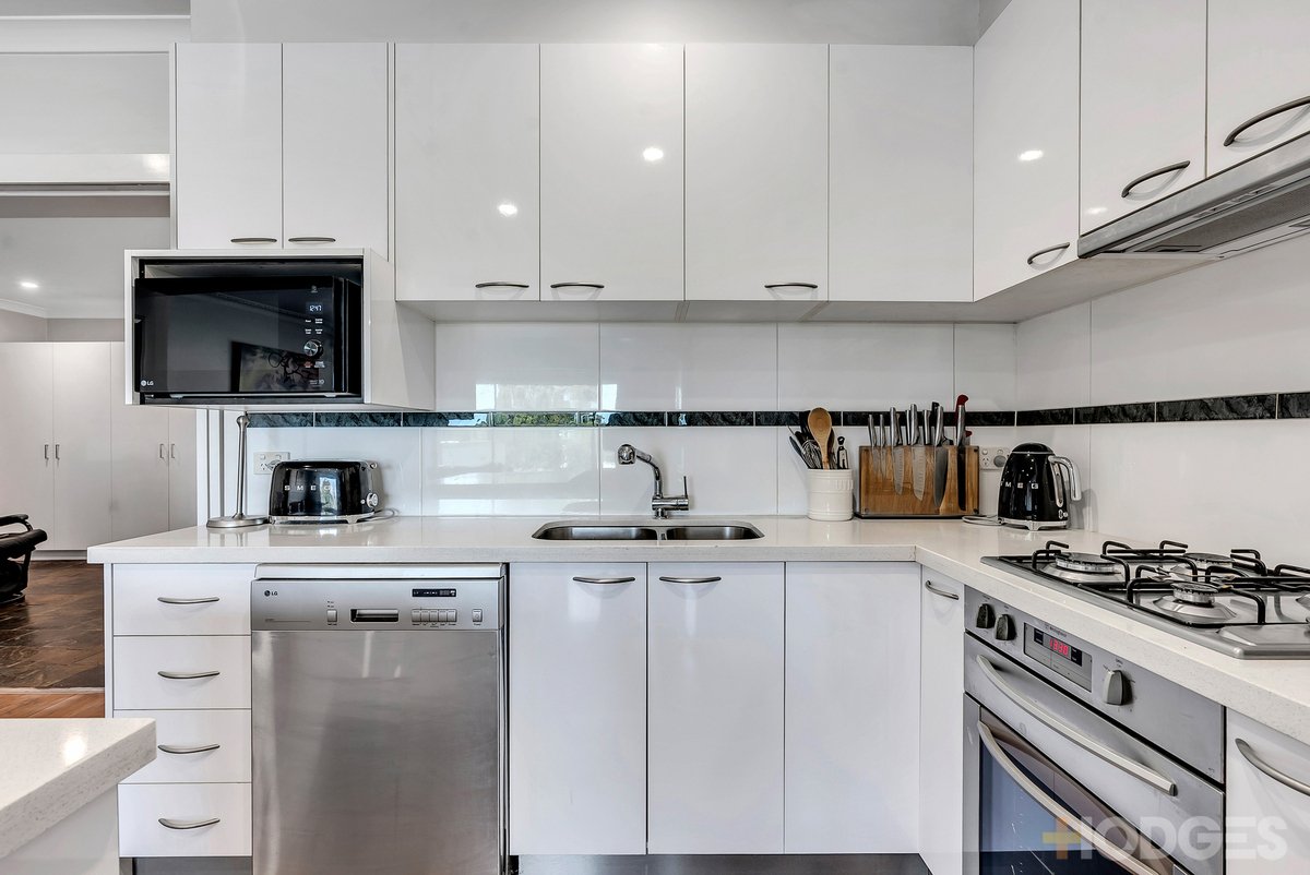 1 Third Avenue Chelsea Heights - Residential for sale
