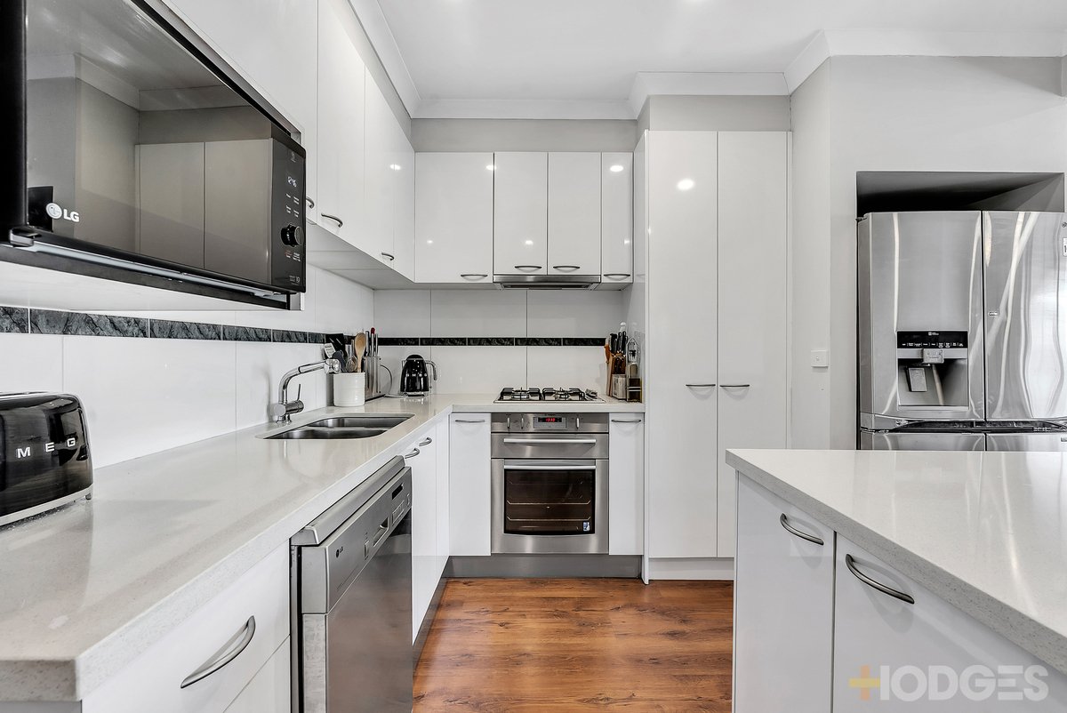 1 Third Avenue Chelsea Heights - Residential for sale