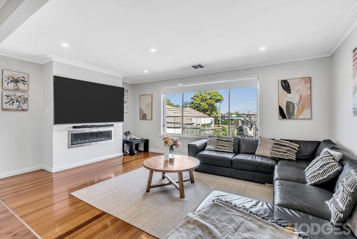 1 Third Avenue Chelsea Heights - Residential for sale