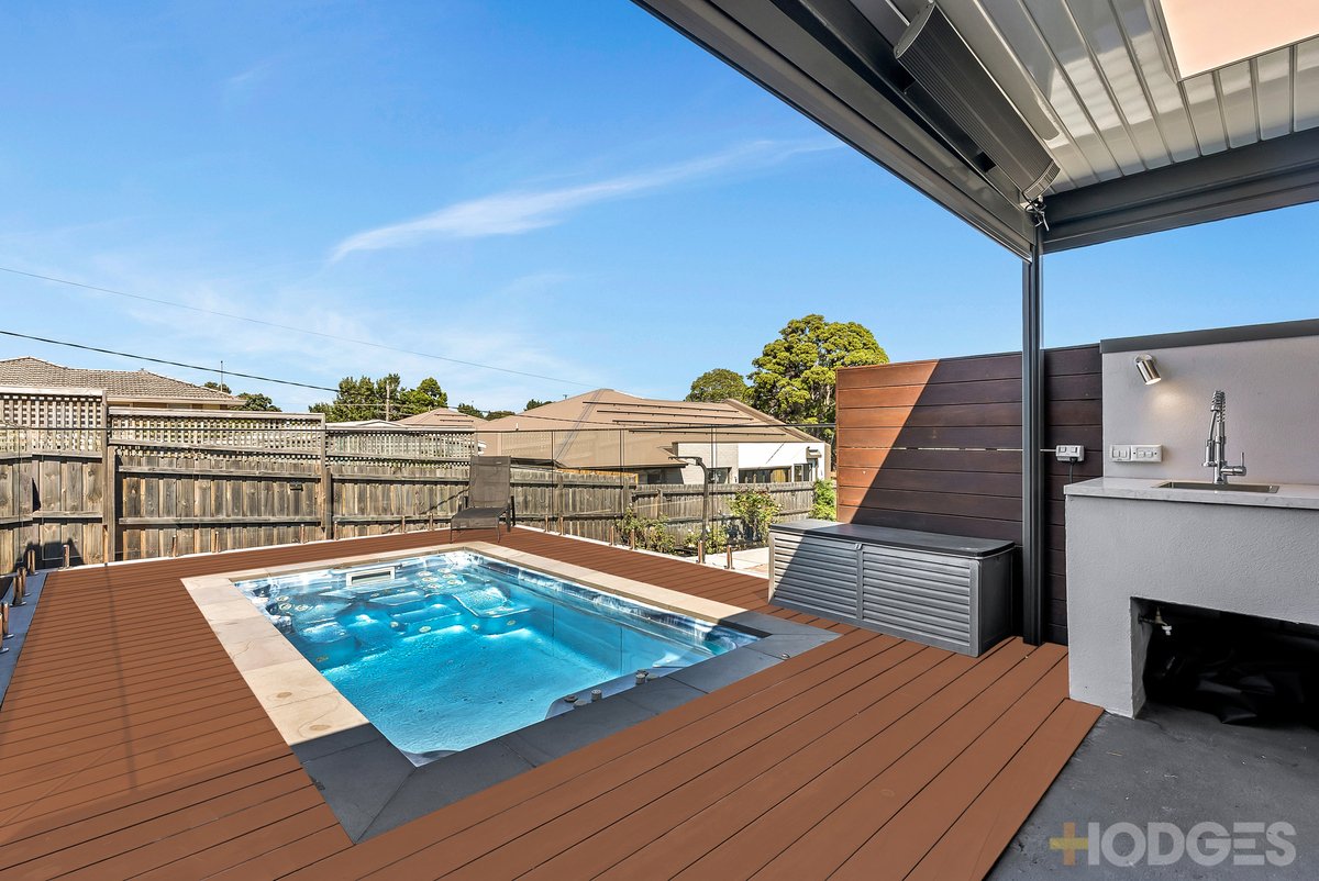 1 Third Avenue Chelsea Heights - Residential for sale