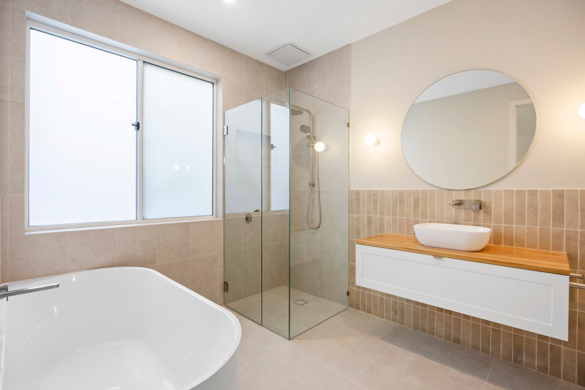 1 Wondaree Street RYE - Residential for lease