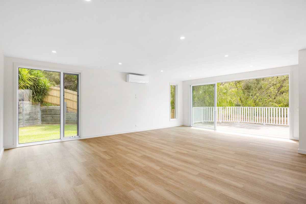 1 Wondaree Street RYE - Residential for lease