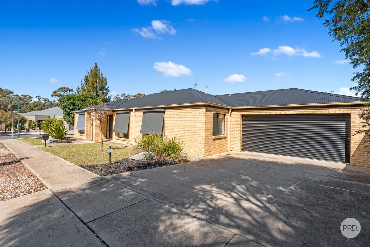1 Woodlands Drive, EAGLEHAWK VIC 3556
